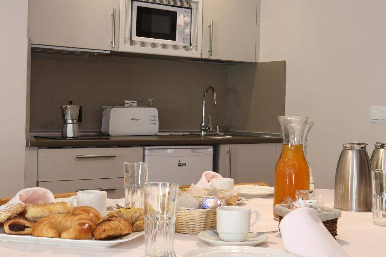 Apartamentos Vilaกาโรส ภายนอก รูปภาพ