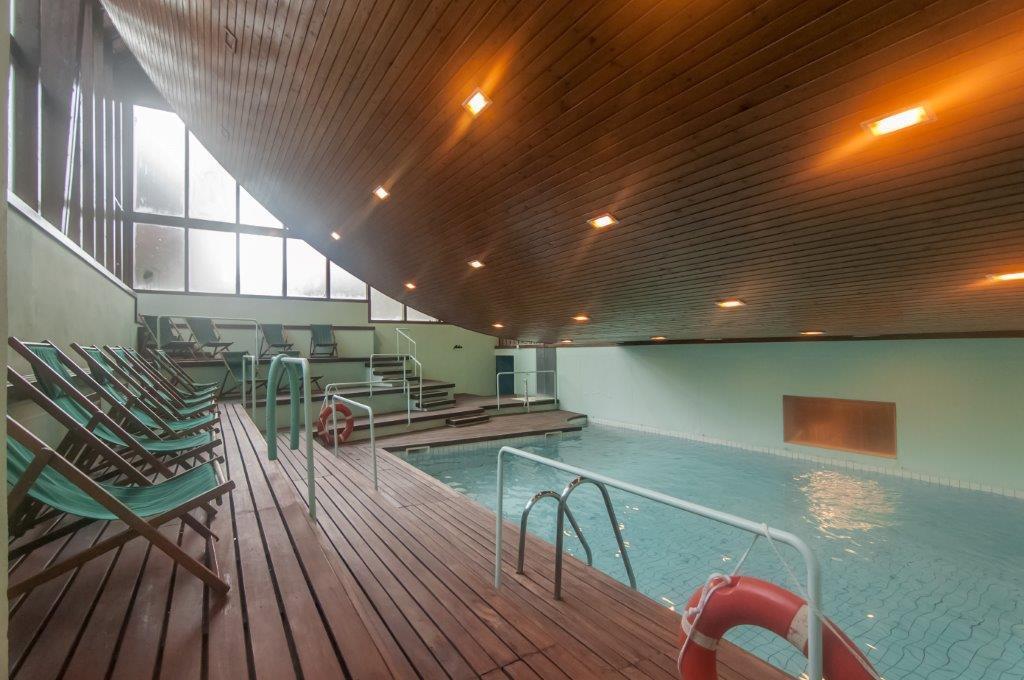 Apartamentos Vilaกาโรส ภายนอก รูปภาพ